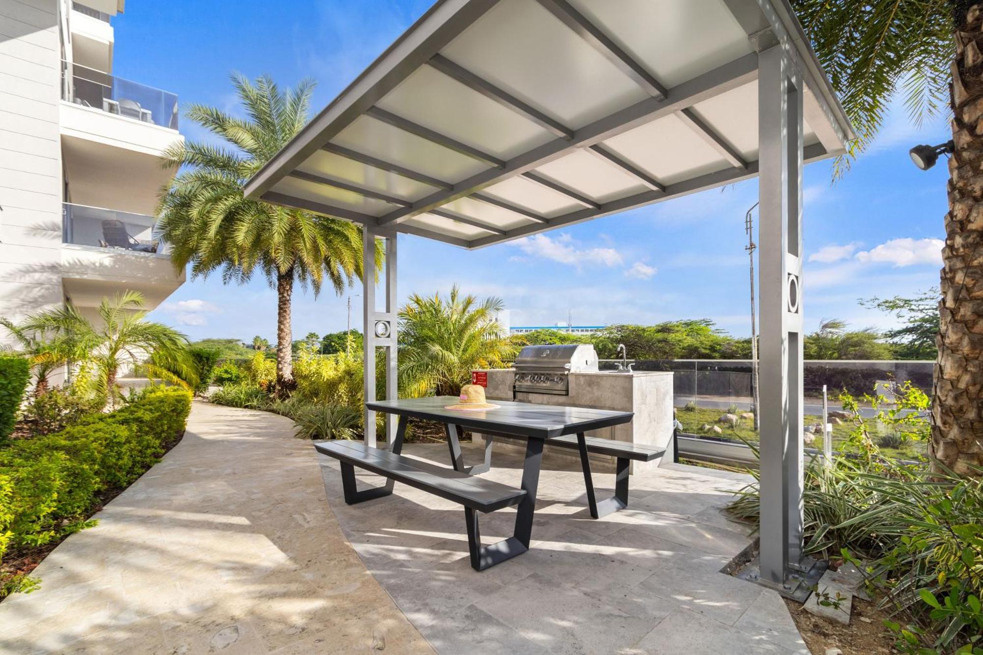 O Condominium Beachfront Residences, By Bocobay Aruba Palm Beach Buitenkant foto